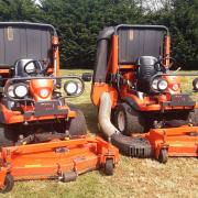 Tondeuse Kubota f3680 avec bac de ramassage de 900L