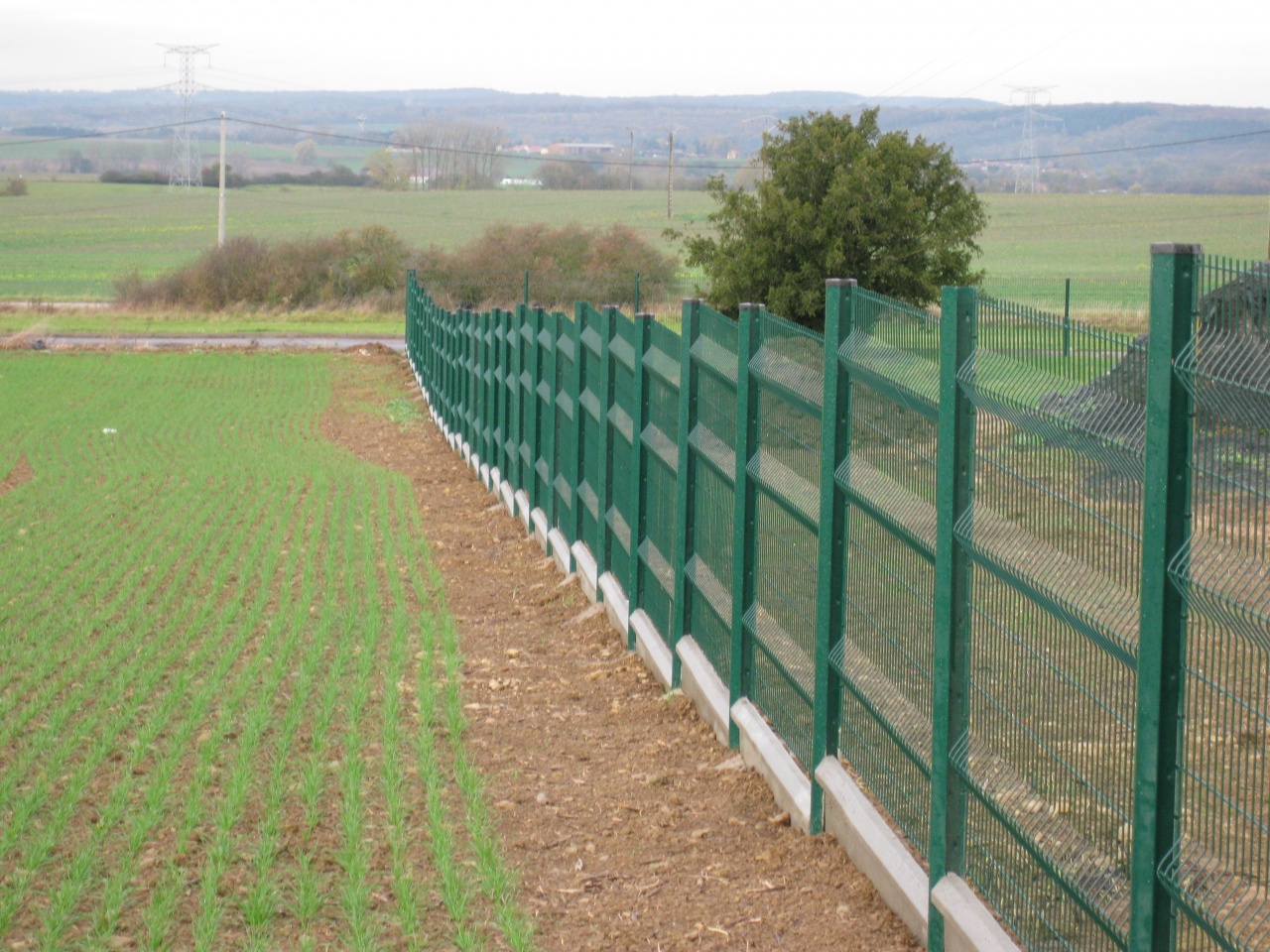 Clôture avec sous bassement béton