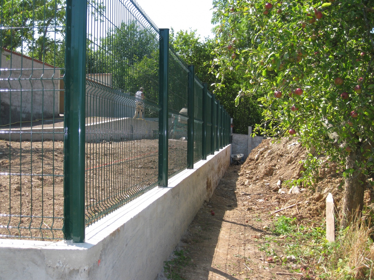 Clôture sur muret.